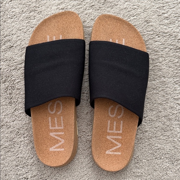 NEW Message Shaw Classic Slides Size 40 - Picture 2 of 6
